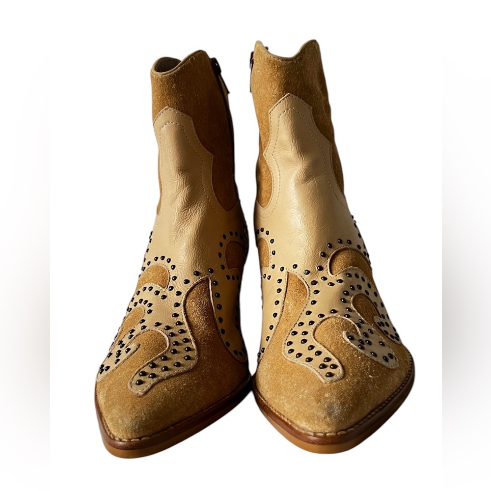 Matisse Peggy Booties Suede Leather Cowboy Cuban Heel/ New with Defects
